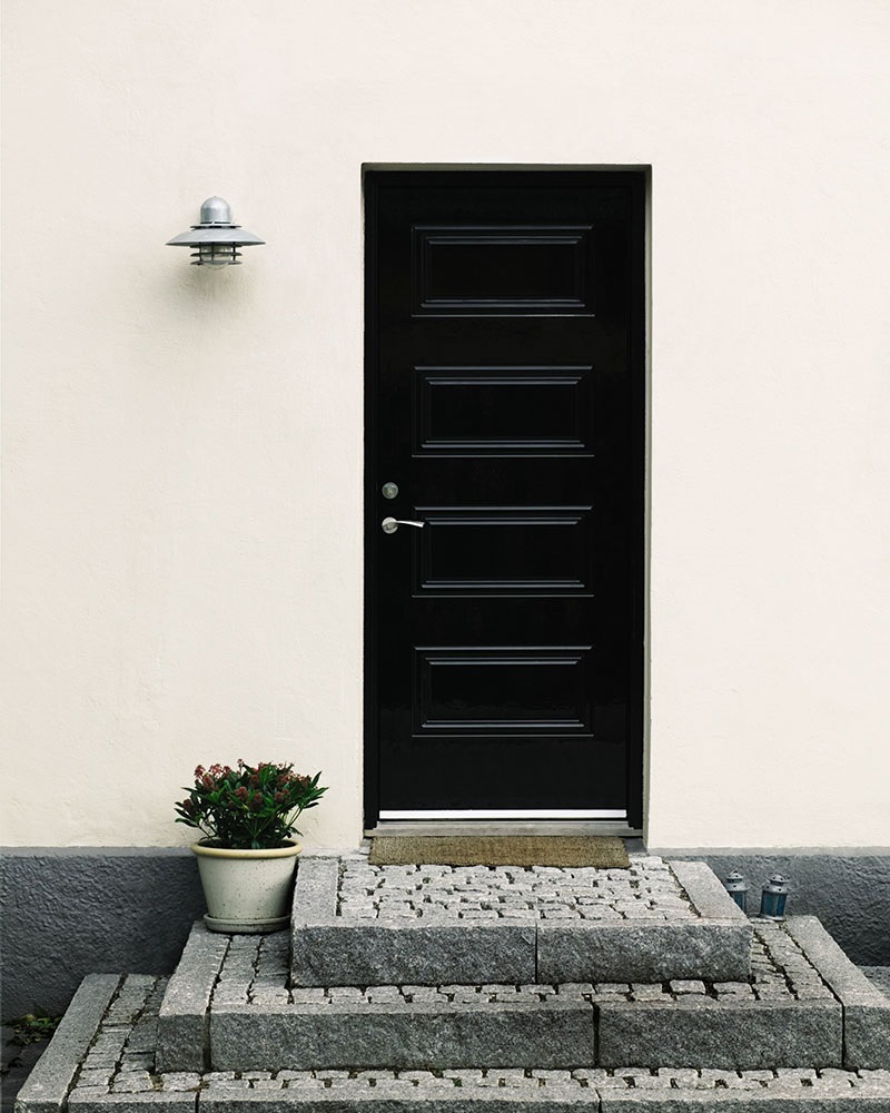Elewacja 5342, drzwi czerń