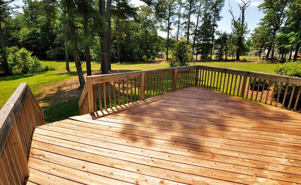 Olej do powierzchni drewnianych